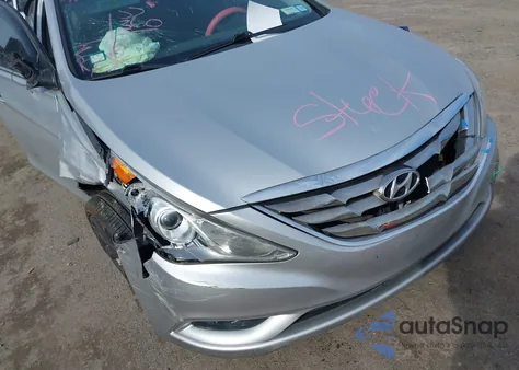 2011 Hyundai Sonata Se 2.0T from USA, damaged, VIN 5NPEC4AB9BH193890